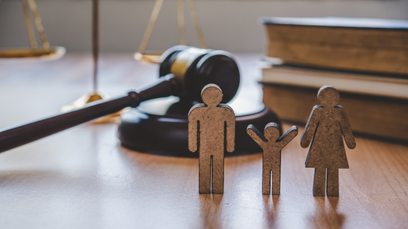 Conflitos familiares sob uma nova ótica: Kelsem Ricardo Rios Lima explica como o direito moderno busca equilíbrio e justiça nas relações pessoais.