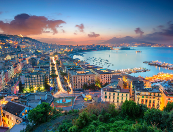 Alberto Toshio Murakami mostra como o cotidiano italiano revela hábitos simples que definem um estilo de vida único.