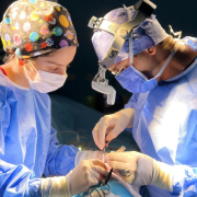 Tipos de anestesia e segurança na cirurgia plástica com Dr. Haeckel Cabral.